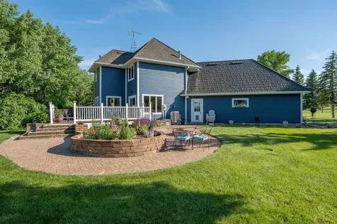 16 Lake Shore Drive Sherburn MN 56171