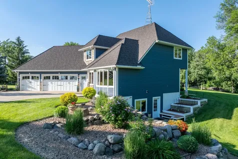 16 Lake Shore Drive Sherburn MN 56171