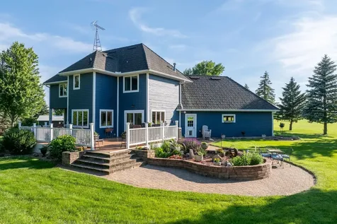 16 Lake Shore Drive Sherburn MN 56171