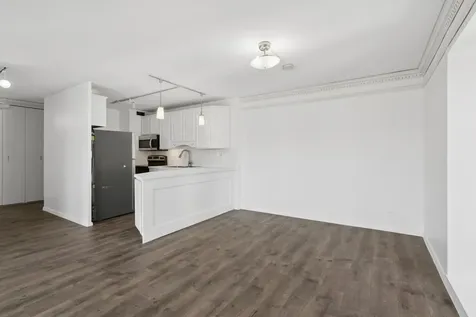 19 1st Street S Minneapolis MN 55401