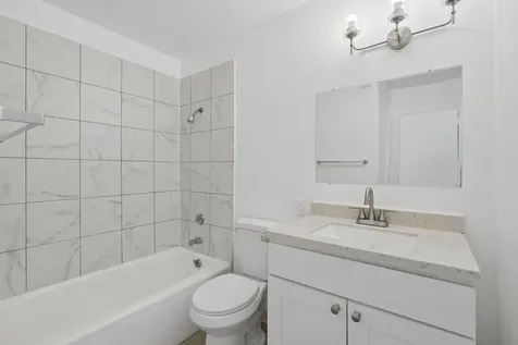 19 1st Street S Minneapolis MN 55401