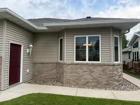 106 Whispering Lane Winona MN 55987