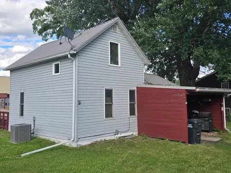 401 10th Street Brewster MN 56119