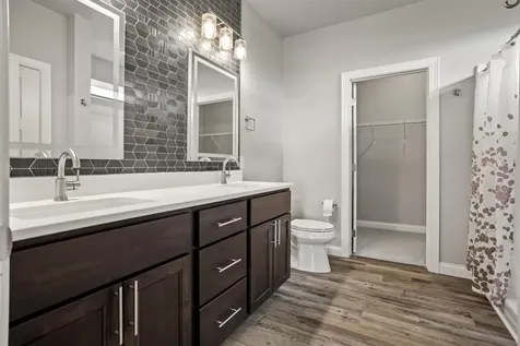 5659 43rd Street S Fargo ND 58104