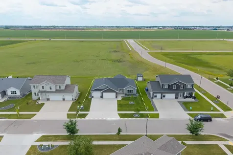 5659 43rd Street S Fargo ND 58104