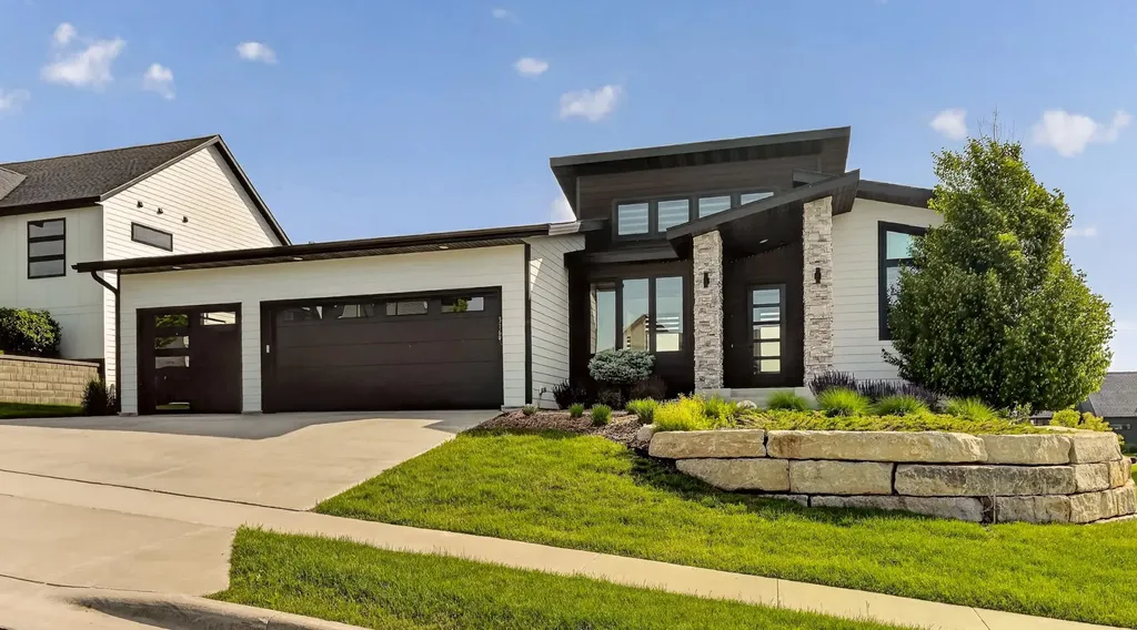 3169 Bella Terra Lane NE Rochester MN 55906