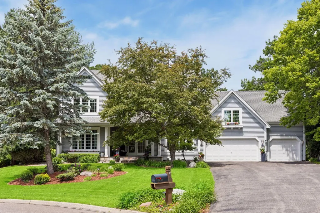 18294 Tamarack Drive Minnetonka MN 55345