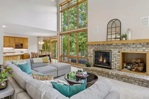 18294 Tamarack Drive Minnetonka MN 55345