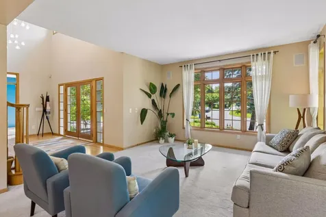 18294 Tamarack Drive Minnetonka MN 55345