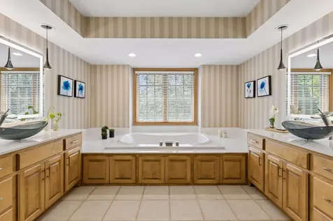 18294 Tamarack Drive Minnetonka MN 55345