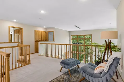 18294 Tamarack Drive Minnetonka MN 55345