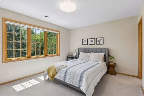 18294 Tamarack Drive Minnetonka MN 55345