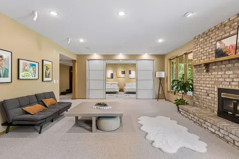 18294 Tamarack Drive Minnetonka MN 55345