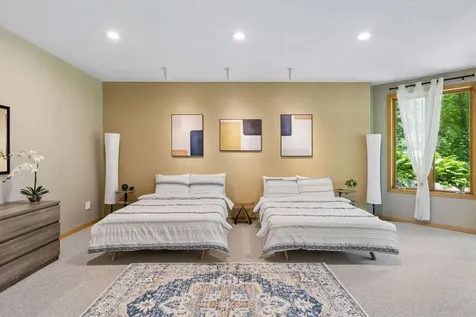18294 Tamarack Drive Minnetonka MN 55345