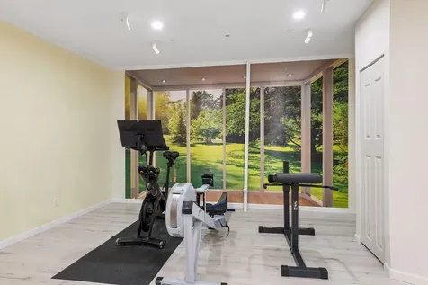 18294 Tamarack Drive Minnetonka MN 55345
