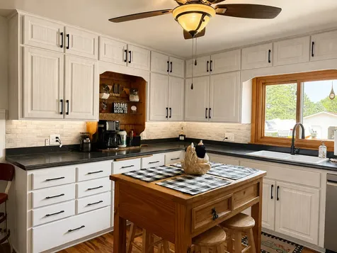 506 Ash Avenue N New Richland MN 56072