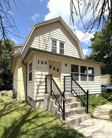 123 E 12th Street Fairmont MN 56031