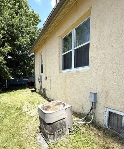 123 E 12th Street Fairmont MN 56031
