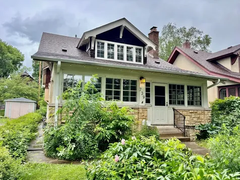 739 Como Avenue Saint Paul MN 55103