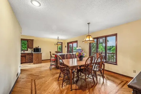 6680 Lotus Trail Chanhassen MN 55317