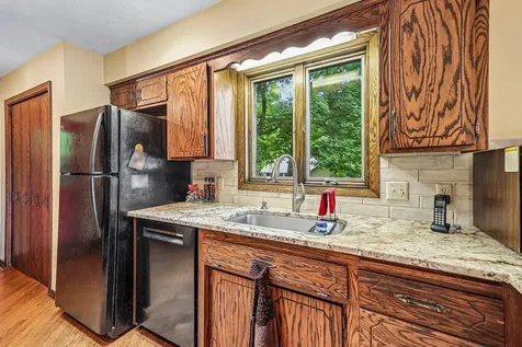 6680 Lotus Trail Chanhassen MN 55317