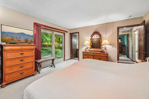 6680 Lotus Trail Chanhassen MN 55317