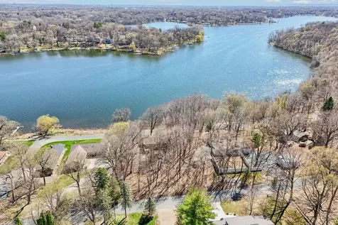 6680 Lotus Trail Chanhassen MN 55317