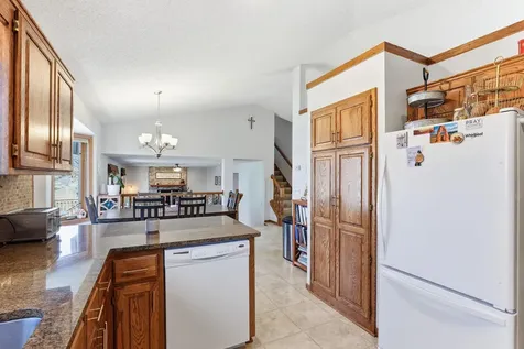 13908 York Avenue S Burnsville MN 55337