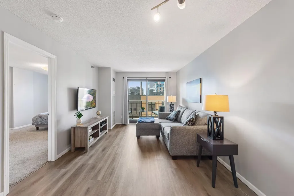 401 S 1st Street Minneapolis MN 55401