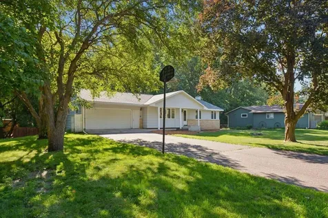 300 Quaker Lane N Plymouth MN 55441