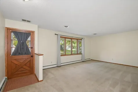 300 Quaker Lane N Plymouth MN 55441
