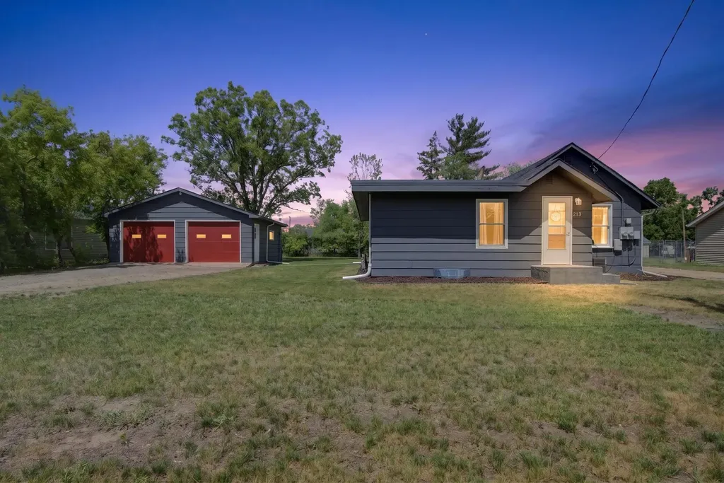 213 Roosevelt Road SW Bemidji MN 56601