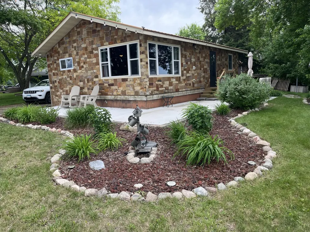 6713 80th Street NW Maple Lake MN 55358