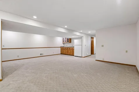 300 Sunrise Lane Champlin MN 55316