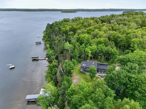 35392 N Moose Point Road Grand Rapids MN 55744