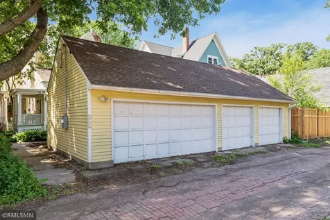 461 Holly Avenue Saint Paul MN 55102