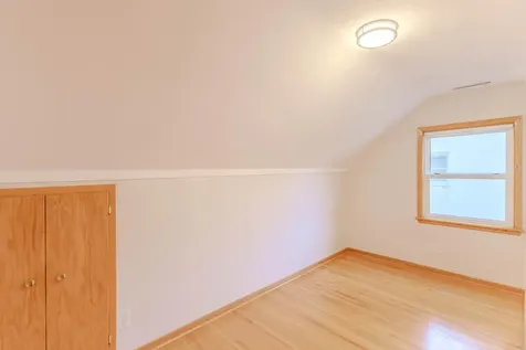 109 23rd Avenue S South Saint Paul MN 55075