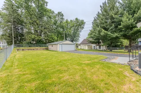 109 23rd Avenue S South Saint Paul MN 55075