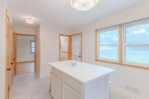 109 23rd Avenue S South Saint Paul MN 55075