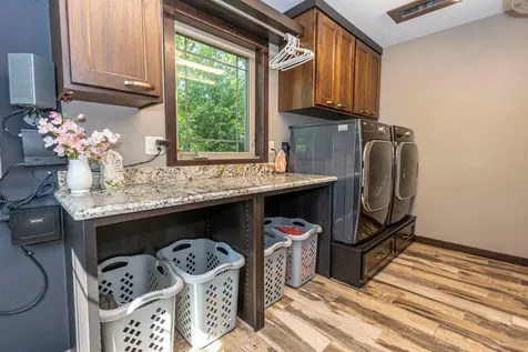 17200 Aaron Heights NW Evansville MN 56326
