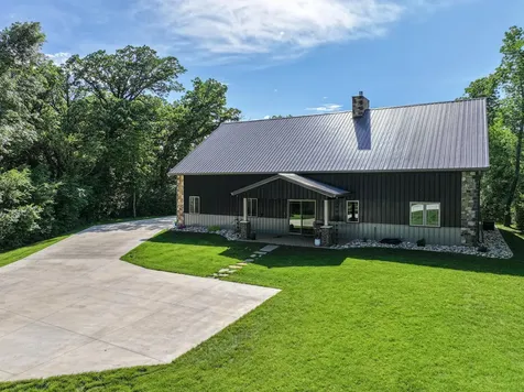 17200 Aaron Heights NW Evansville MN 56326