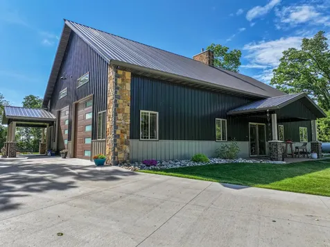 17200 Aaron Heights NW Evansville MN 56326