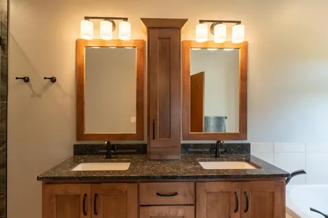 1913 Pentland Street West Fargo ND 58078