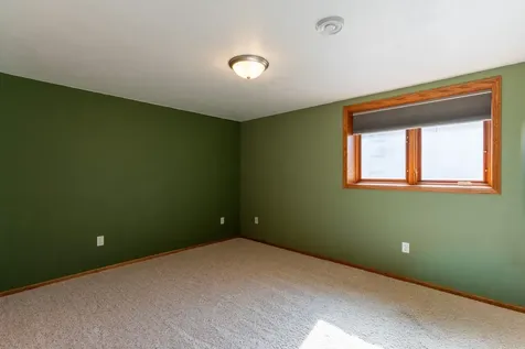 1913 Pentland Street West Fargo ND 58078