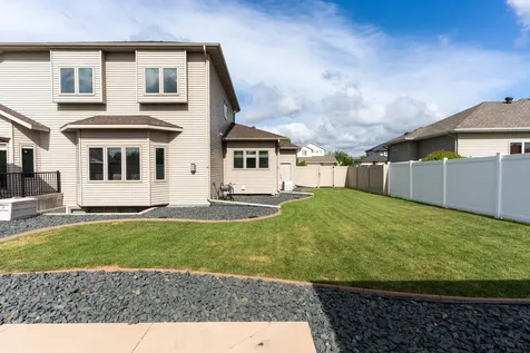 1913 Pentland Street West Fargo ND 58078