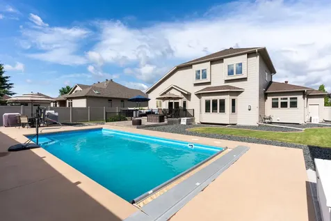 1913 Pentland Street West Fargo ND 58078