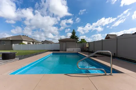 1913 Pentland Street West Fargo ND 58078