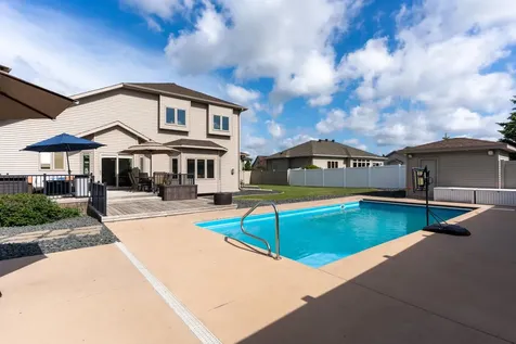 1913 Pentland Street West Fargo ND 58078