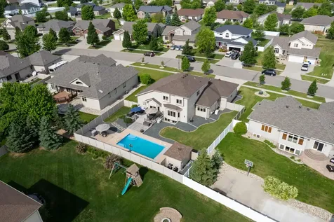 1913 Pentland Street West Fargo ND 58078