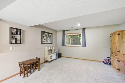 7066 159th Street W Apple Valley MN 55124